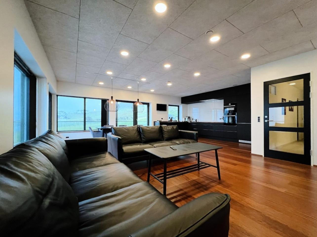 Stunning Ocean View Penthouse Apartment Oravik Экстерьер фото