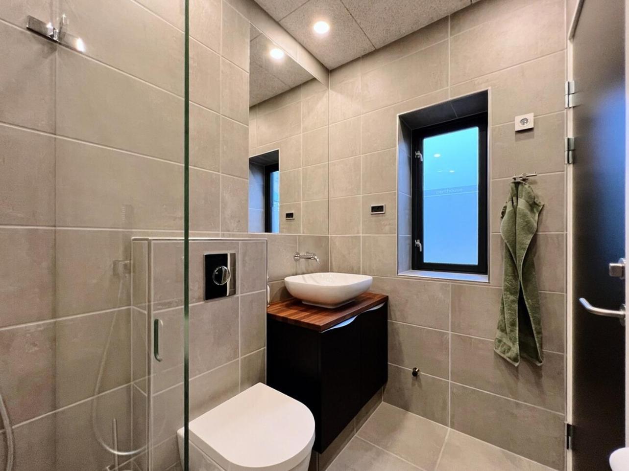 Stunning Ocean View Penthouse Apartment Oravik Экстерьер фото